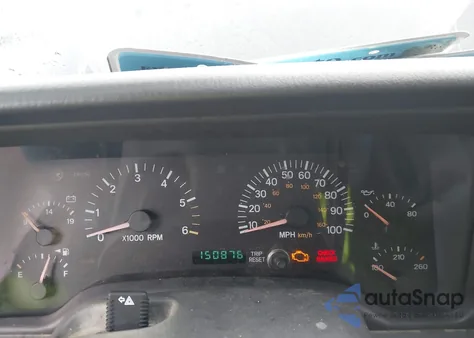 2001 Jeep Cherokee Sport z USA, uszkodzony, nr VIN 1J4FF48S31L593448